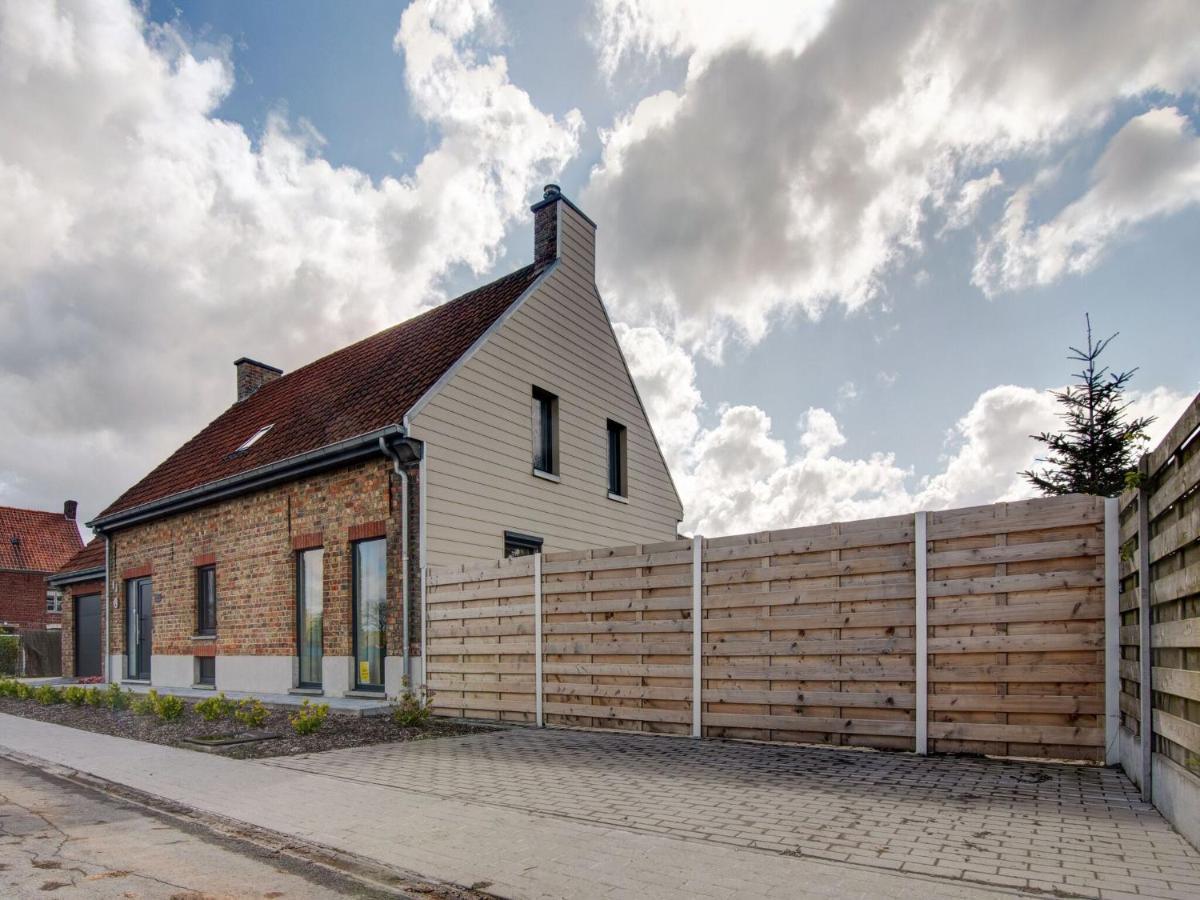 Holiday Home In Koekelare Экстерьер фото